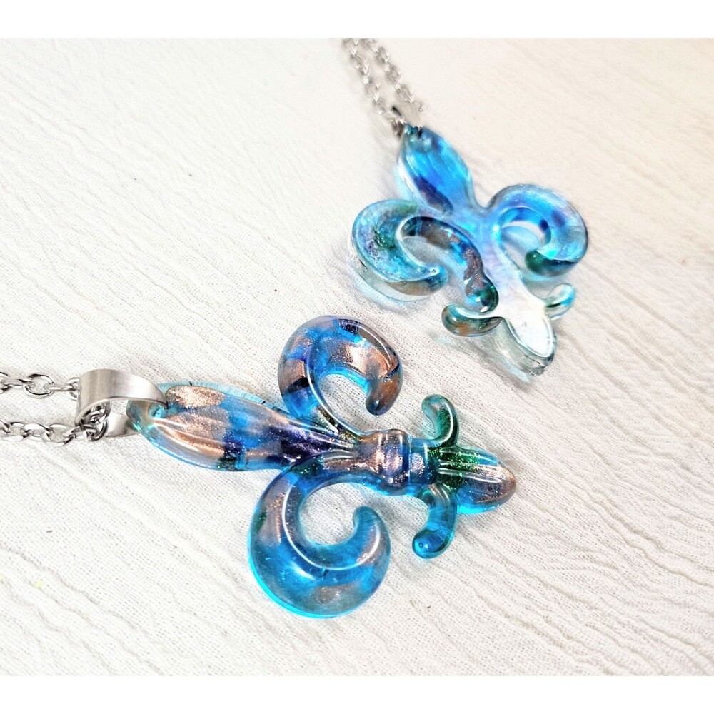 Art Glass Fleur-de-lis Pendant Sea Blues, Copper  Accents, Stainless Steel Chain